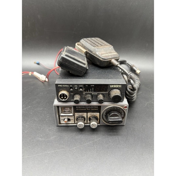 Uniden Other - Uniden PRO 520XL + GE‎ 3-5801A 40 Channel CB Radios w/ Mics Untested Lot